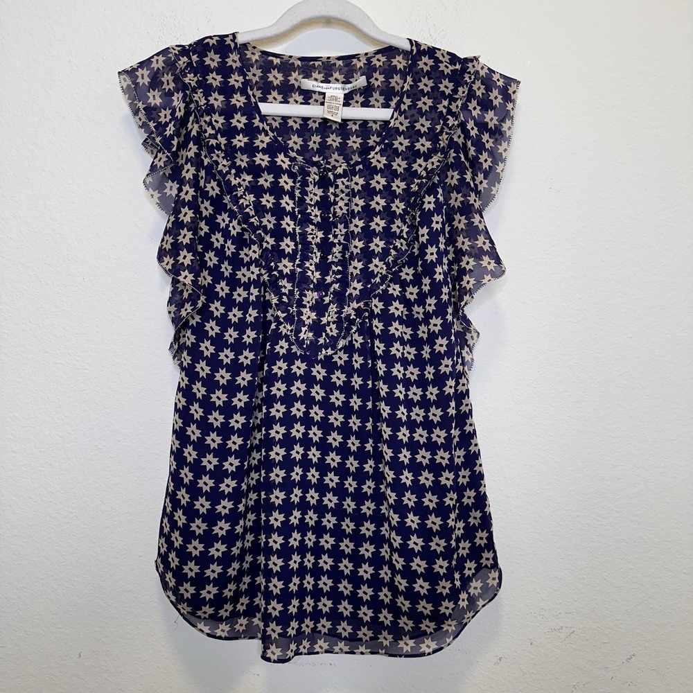 DIANE VON FURSTENBERG Sheer Pleated Ruffle Short Sleeve Top Sz 6 100% Silk